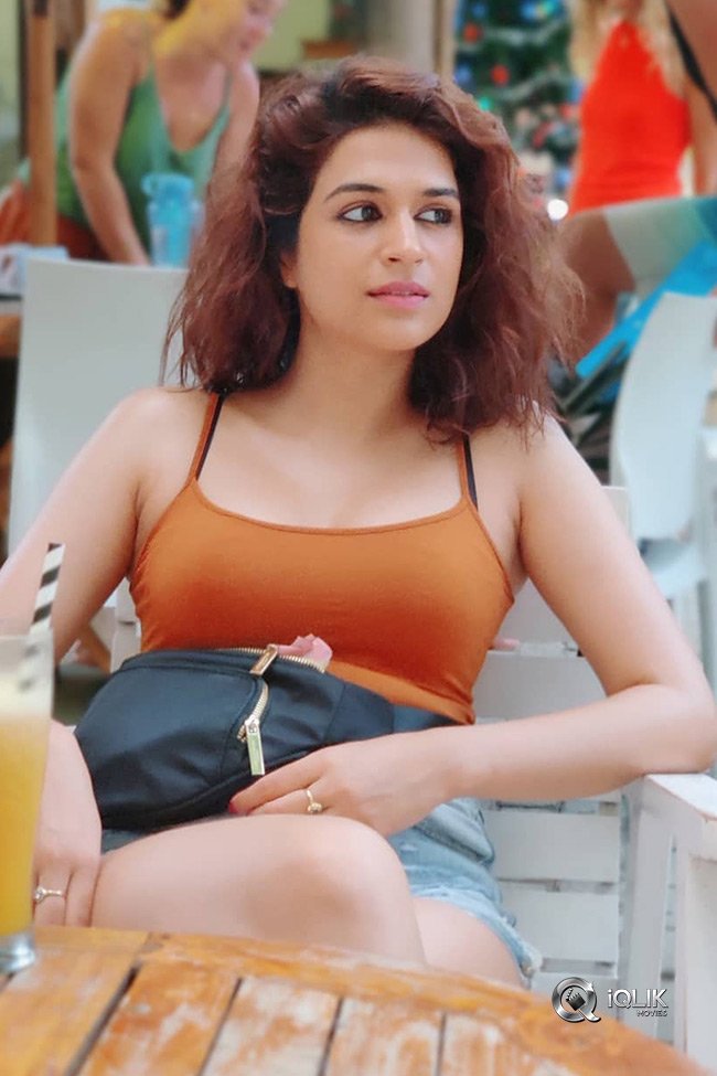 Shraddha-Das